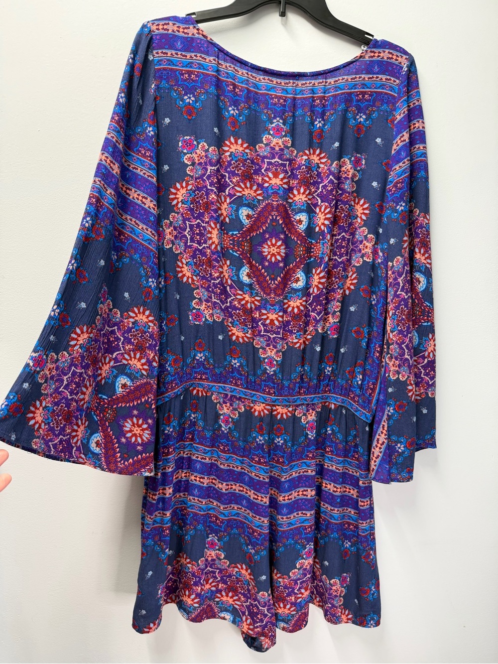 American Eagle Outfitters Blue Boho Floral Surplice Romper Women’s Large NWT - Picture 5 of 9